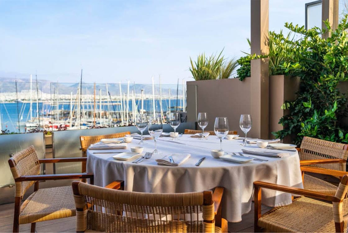 Varoulko Restaurant 02