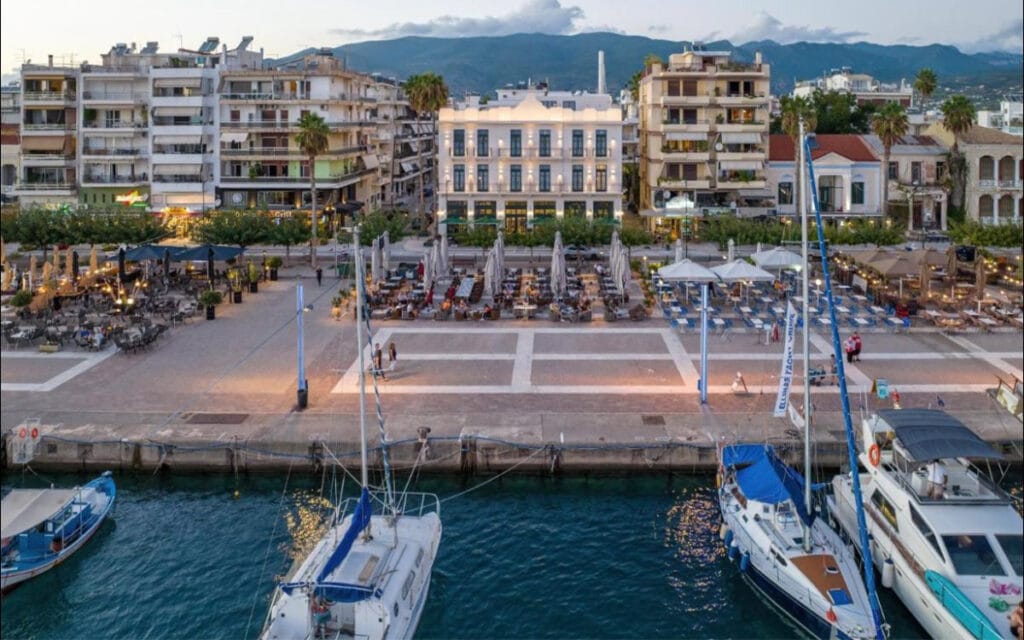 From Athens Airport to Grand Hotel Kalamata