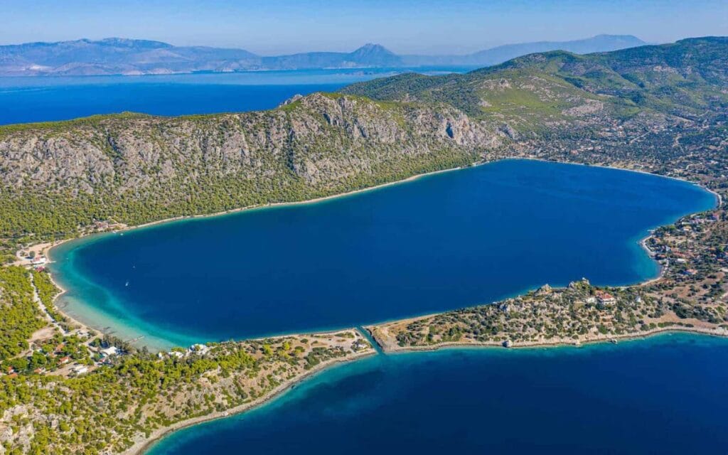 Vouligameni lake loutraaki 2